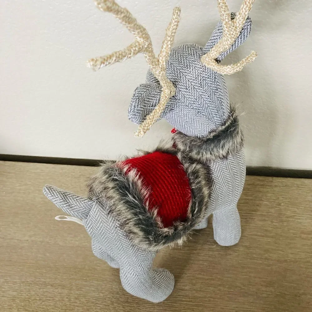 NWT Reindeer Woodlands Plush Decor Statue